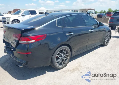 2019 Kia Optima Sx Turbo z USA, uszkodzony, nr VIN 5XXGW4L26KG296192
